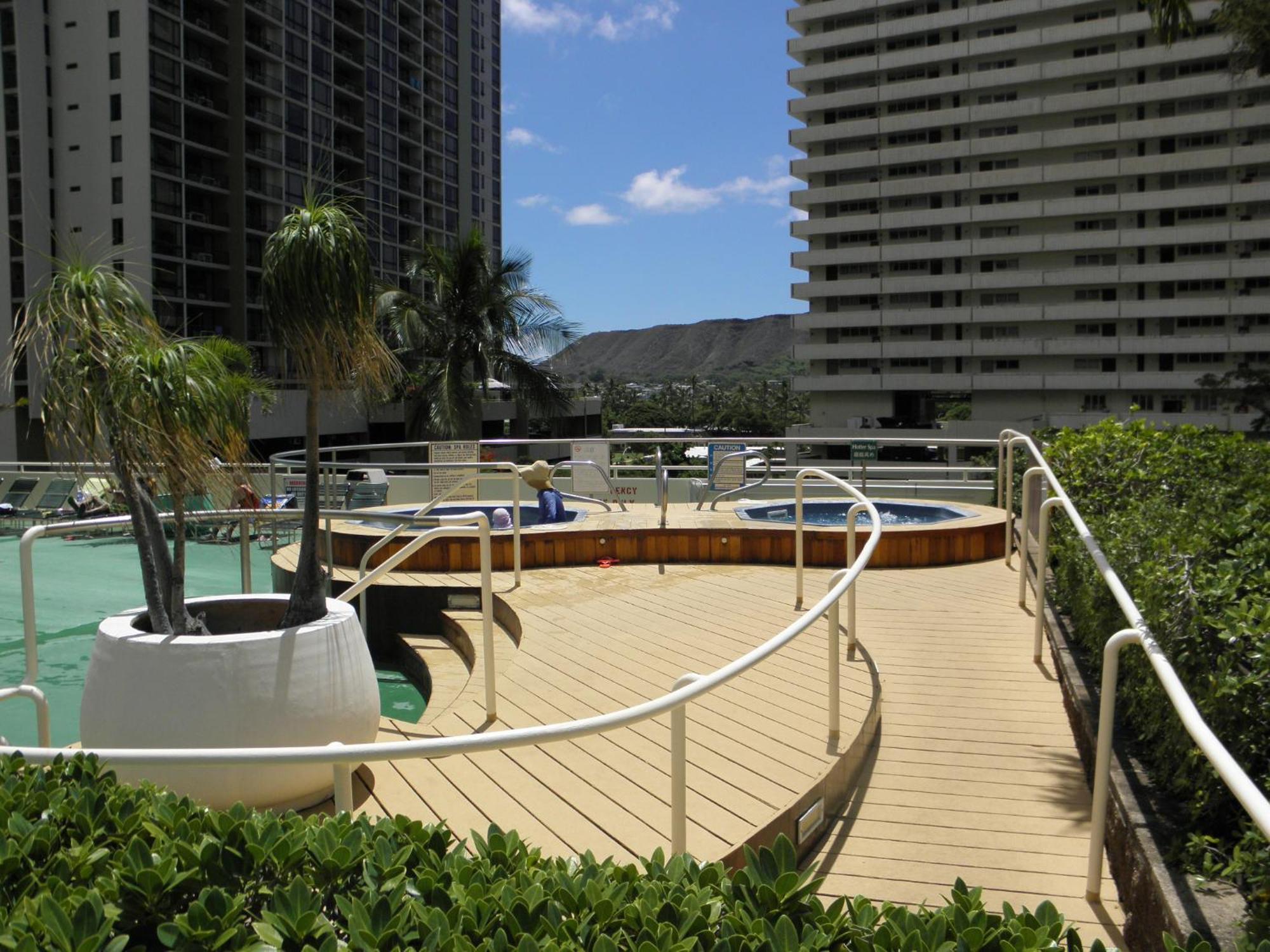Mountain View Condo W/ King-Size Bed, Free Parking Honolulu Bagian luar foto