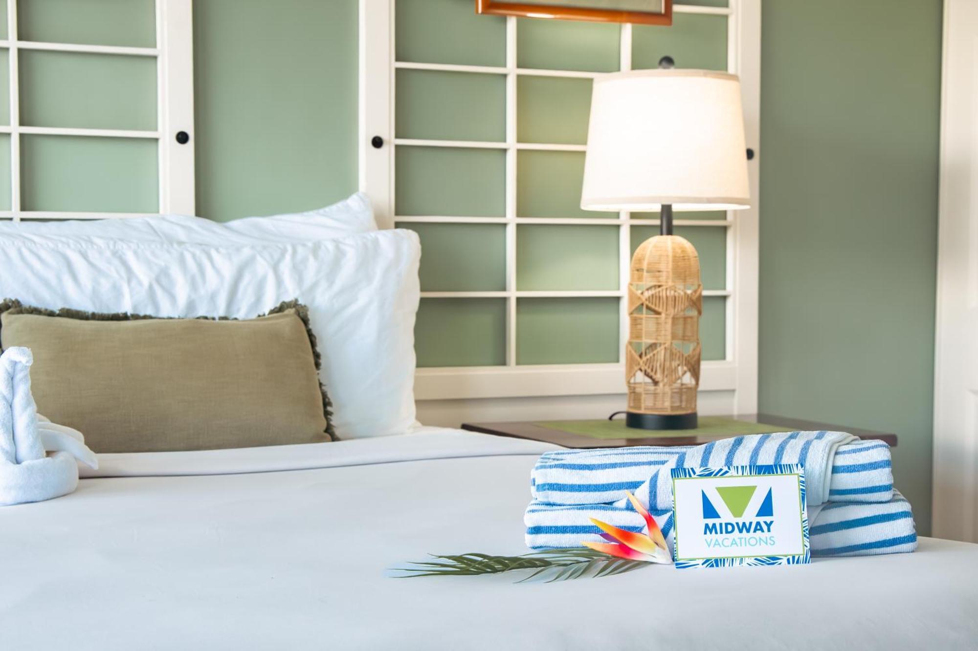 Mountain View Condo W/ King-Size Bed, Free Parking Honolulu Bagian luar foto