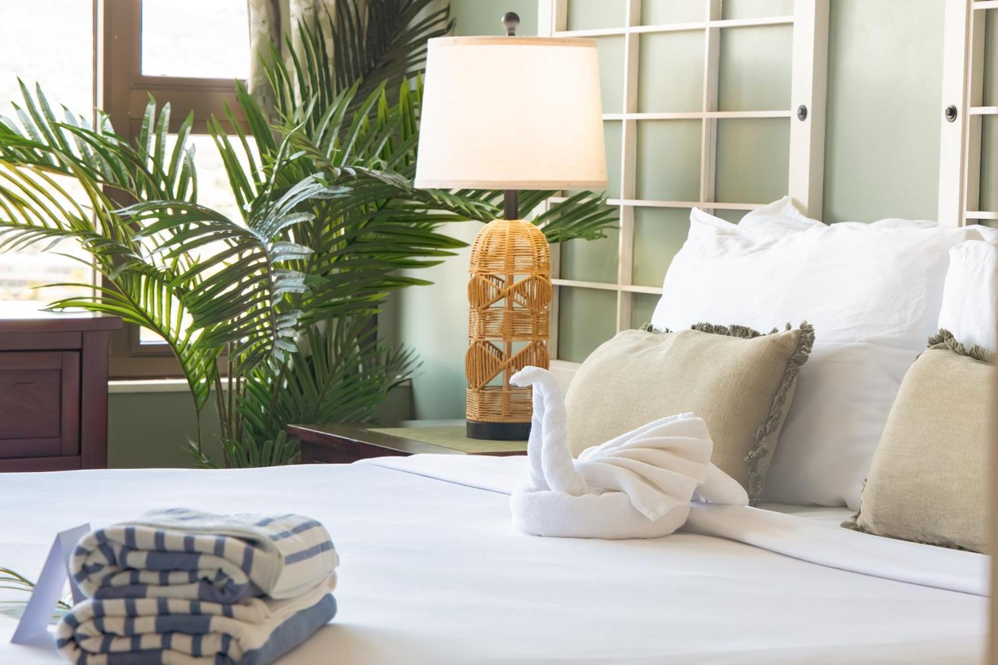 Mountain View Condo W/ King-Size Bed, Free Parking Honolulu Bagian luar foto