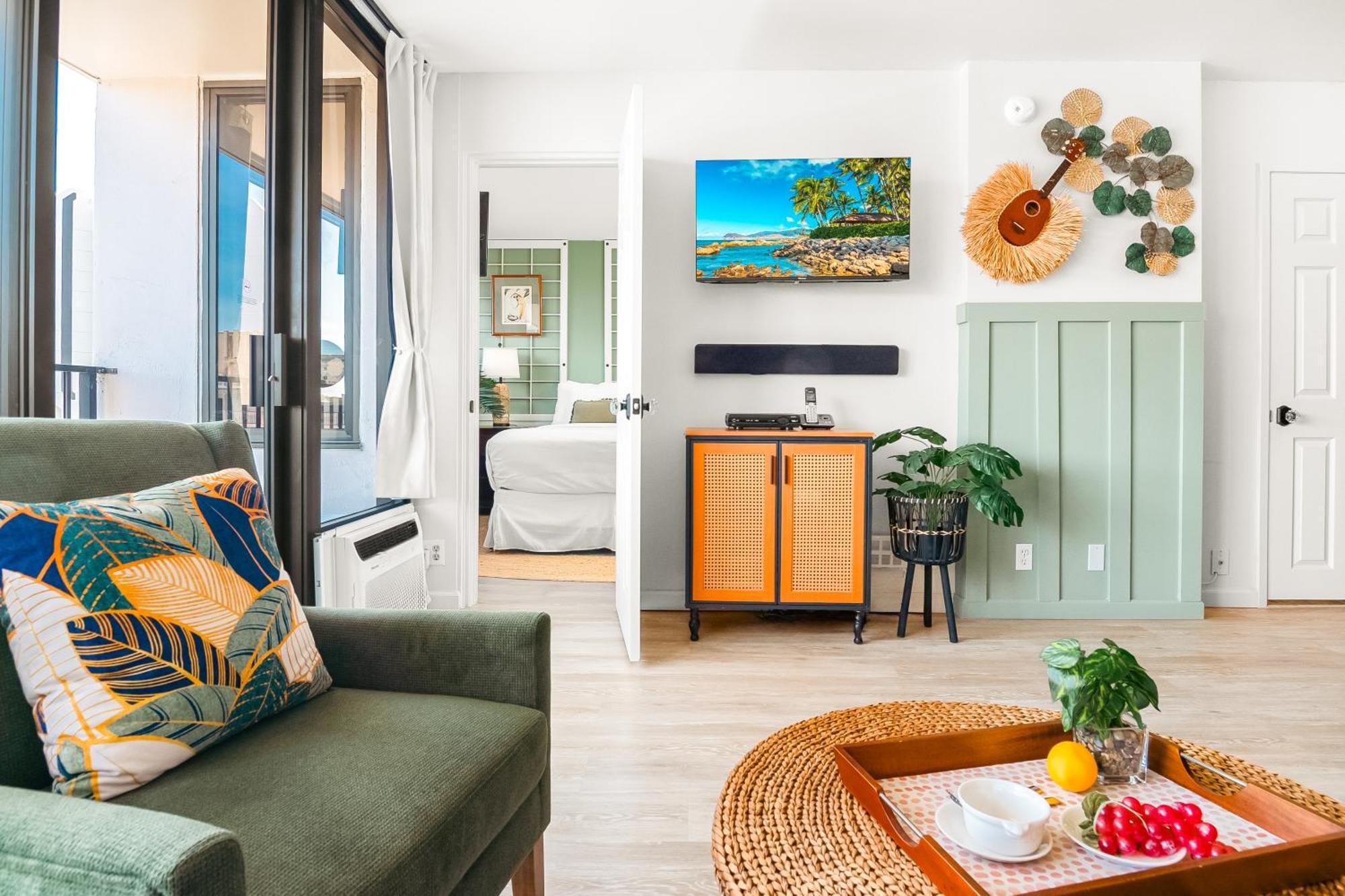 Mountain View Condo W/ King-Size Bed, Free Parking Honolulu Bagian luar foto